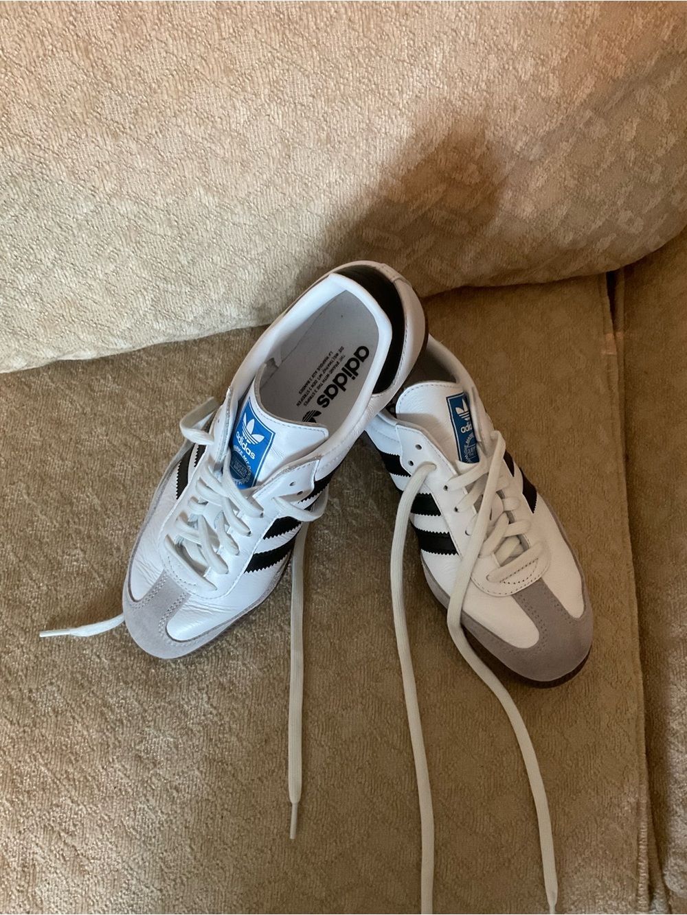 Adidas Samba Men’s Size 8.5 Sneakers.  Like new.